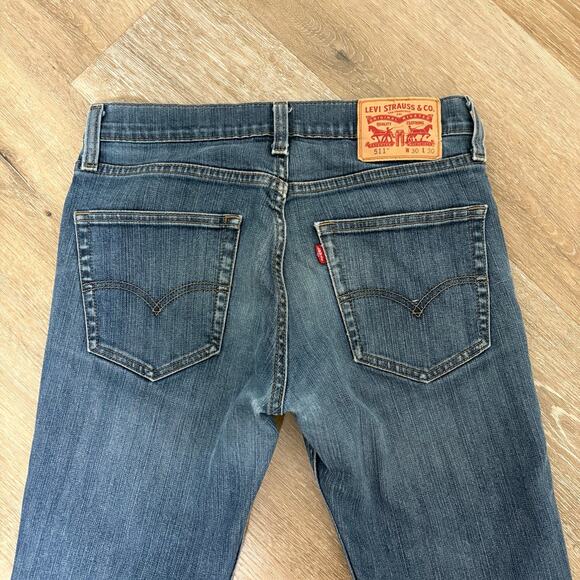 511 Levi Strauss & Co Woman's Blue Washed Straight Leg Jeans W30 L30 - Picture 7 of 7